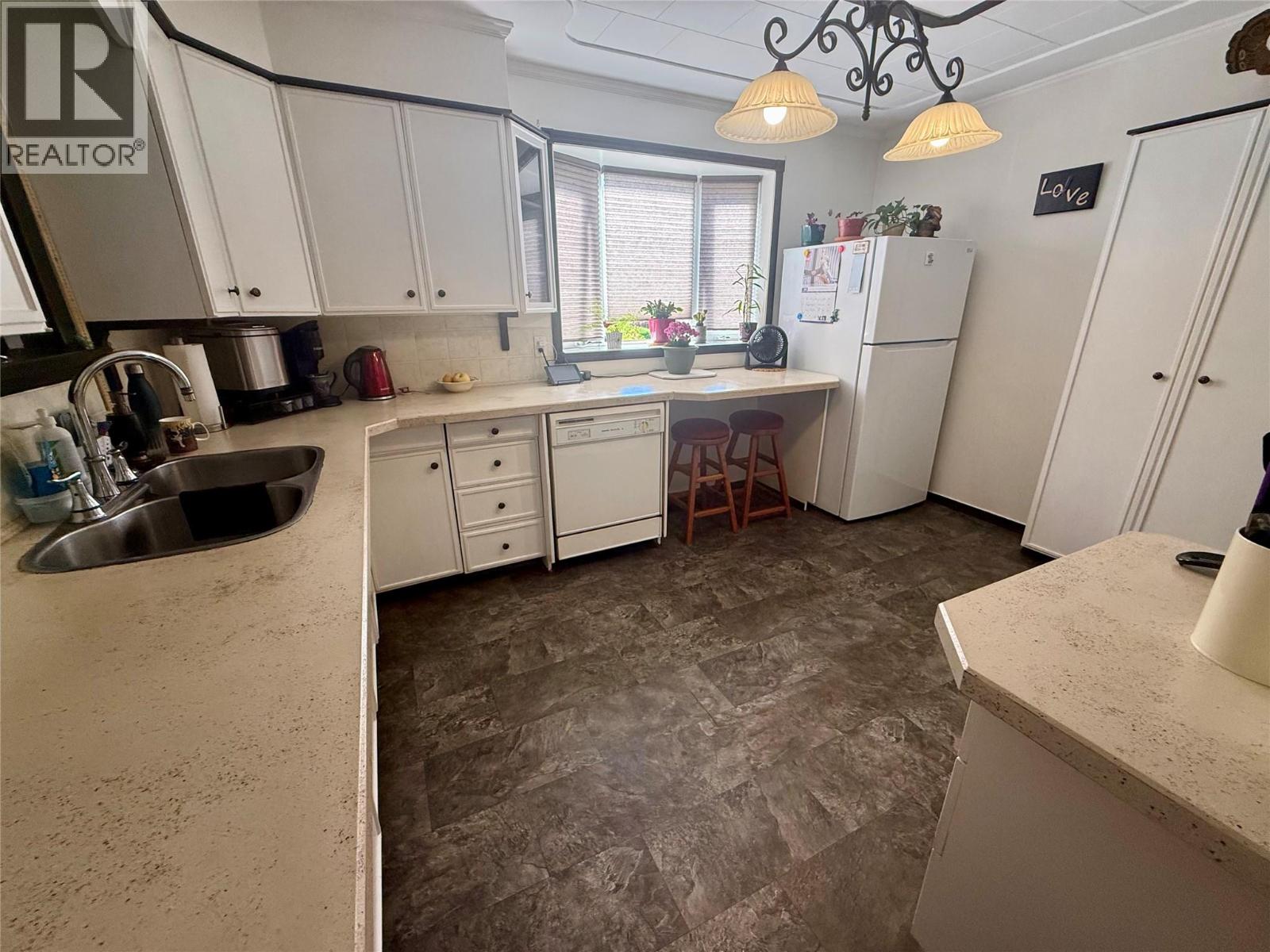 1094 Wanjoff Road - 2