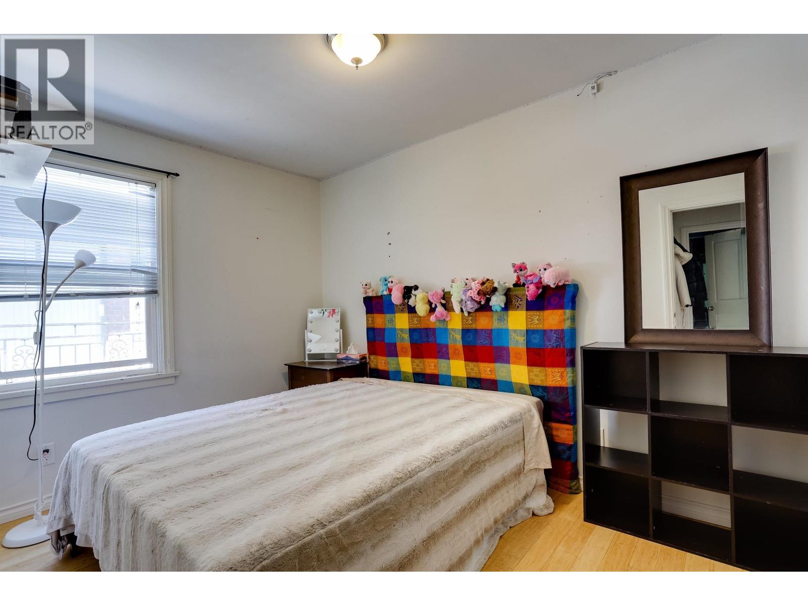 6 Bed, 2 Bath House for Sale in Vancouver – 936 NANAIMO STREET, Vancouver – MLS# R3141418 - Image 15
