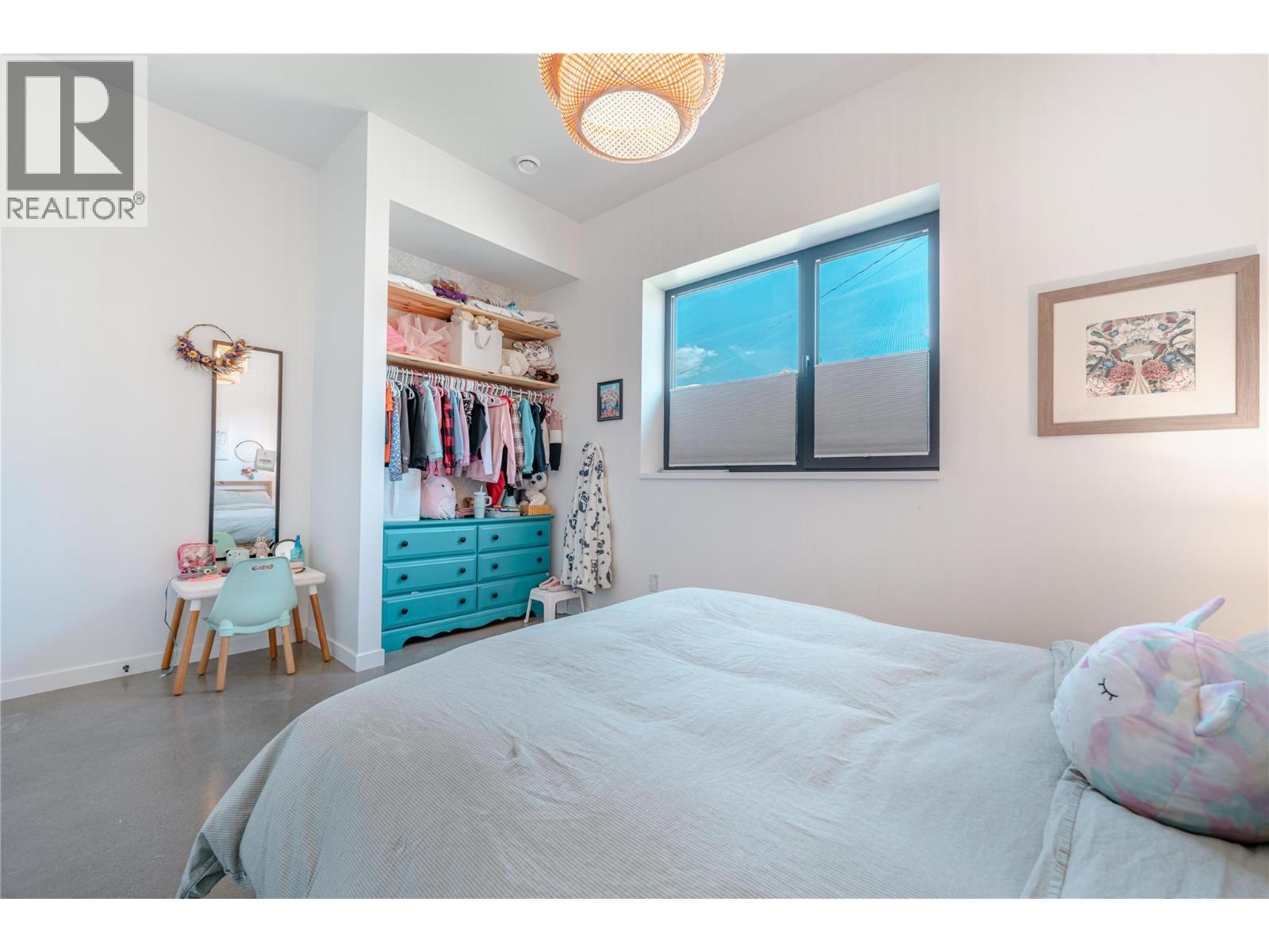 702 Center Street - 30