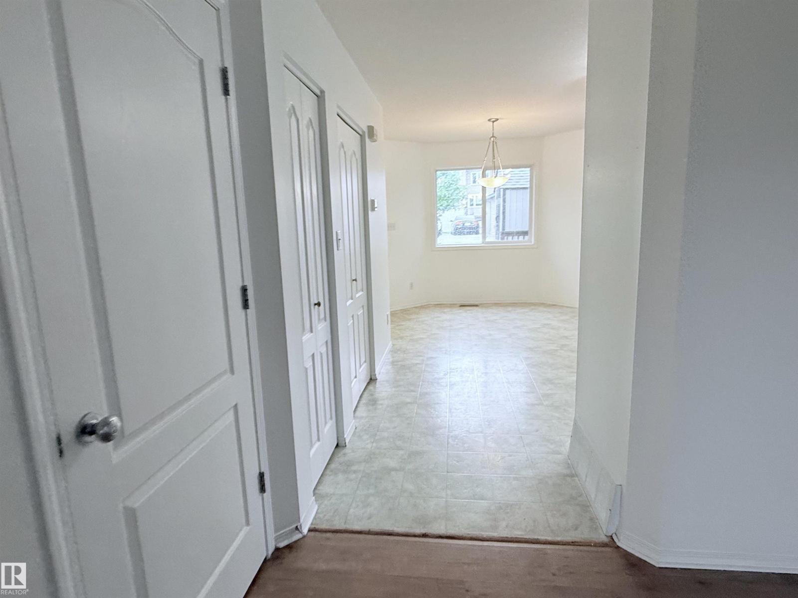1920 37 AV NW - 10