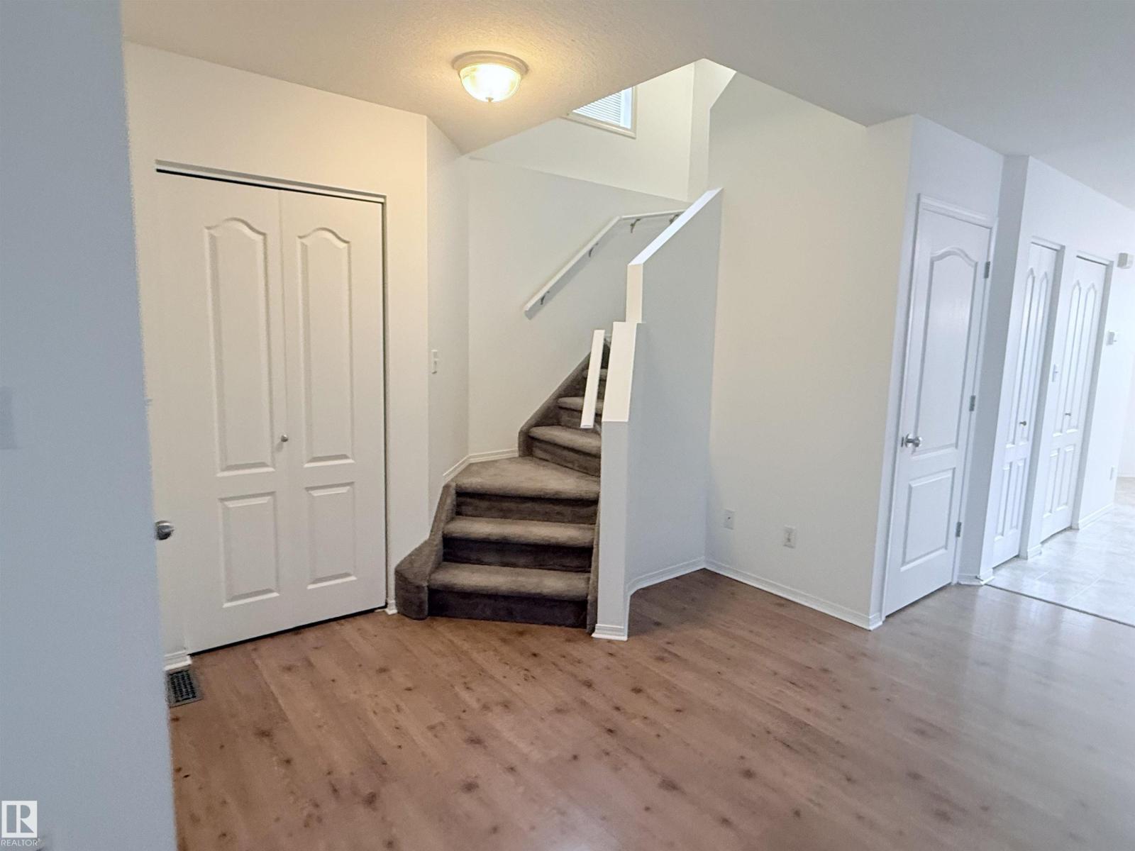 1920 37 AV NW - 27