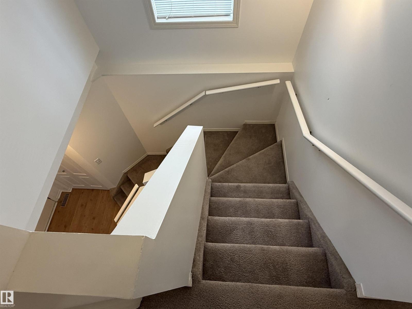 1920 37 AV NW - 40