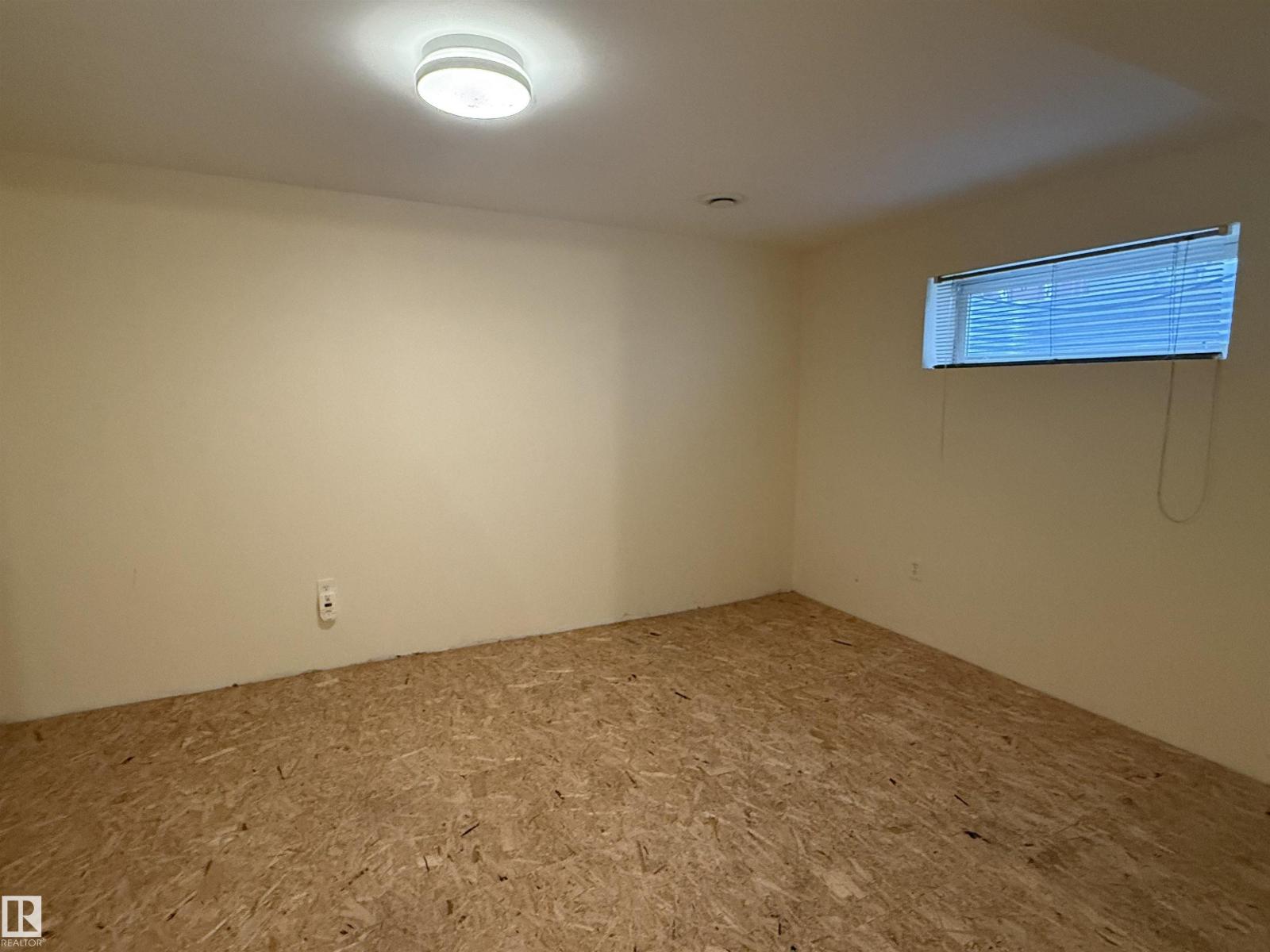 1920 37 AV NW - 48