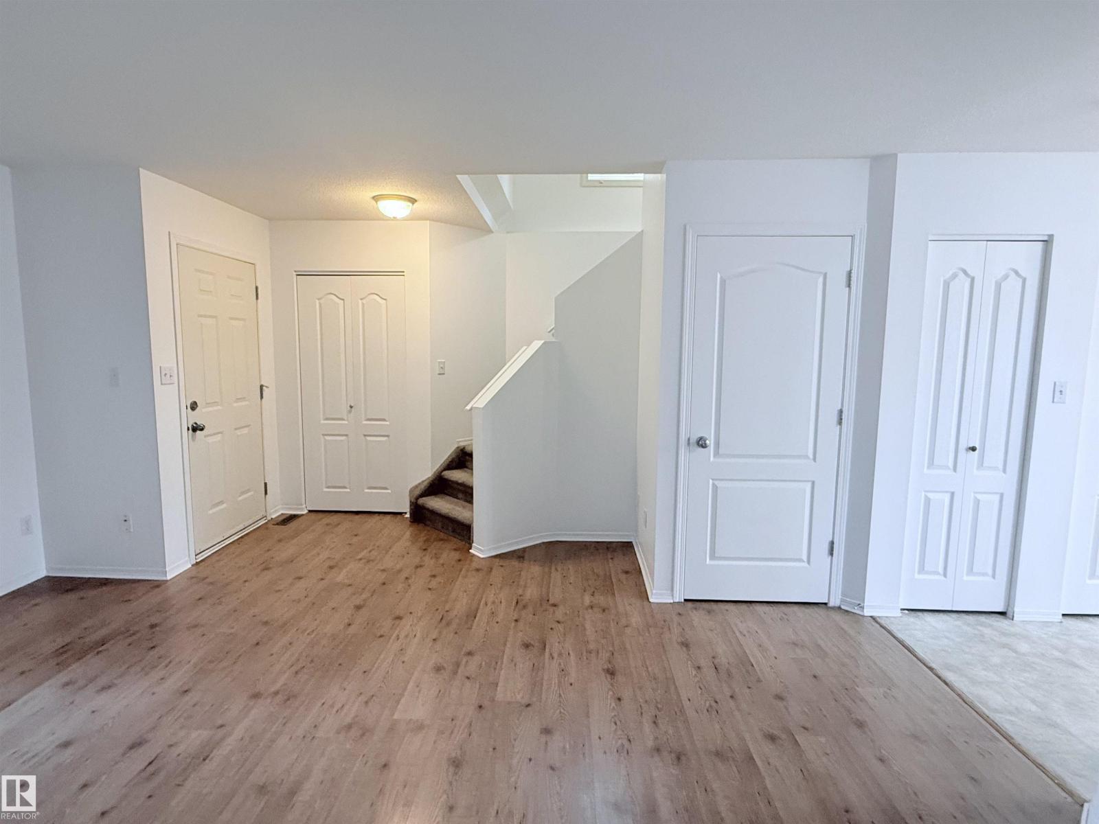 1920 37 AV NW - 6