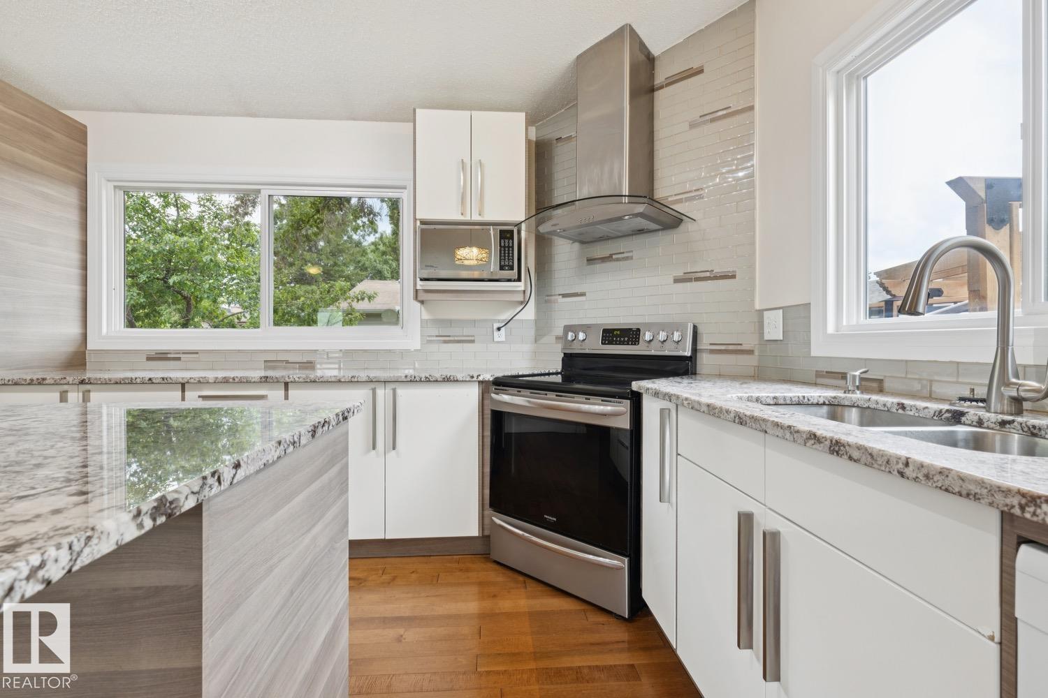 8803 25A AV NW — photo 14