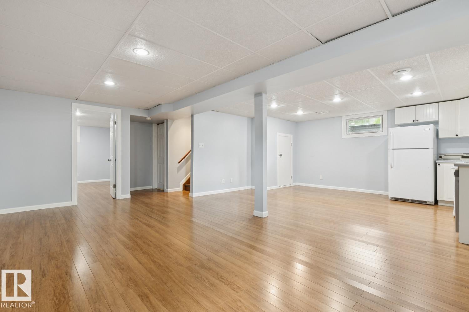 8803 25A AV NW — photo 29