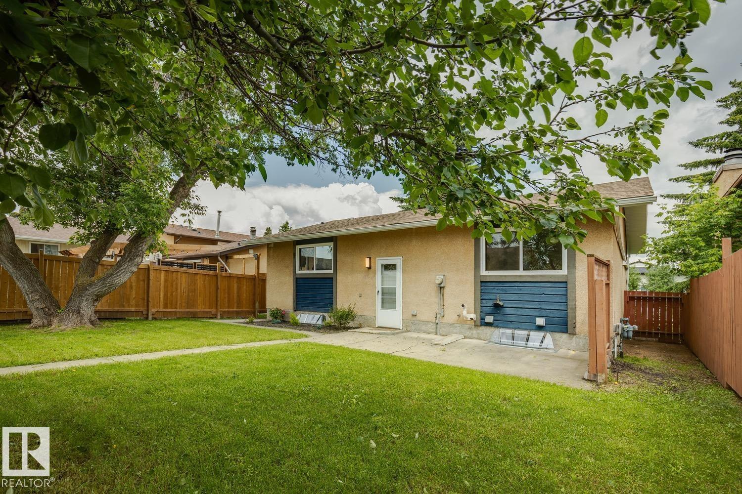 8803 25A AV NW — photo 40