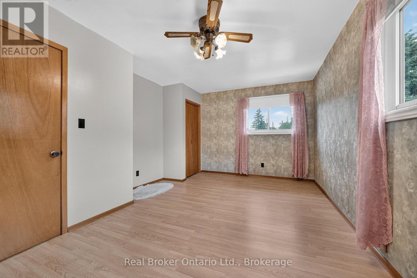 9033 ERIN GARAFRAXA TOWNLINE - 25