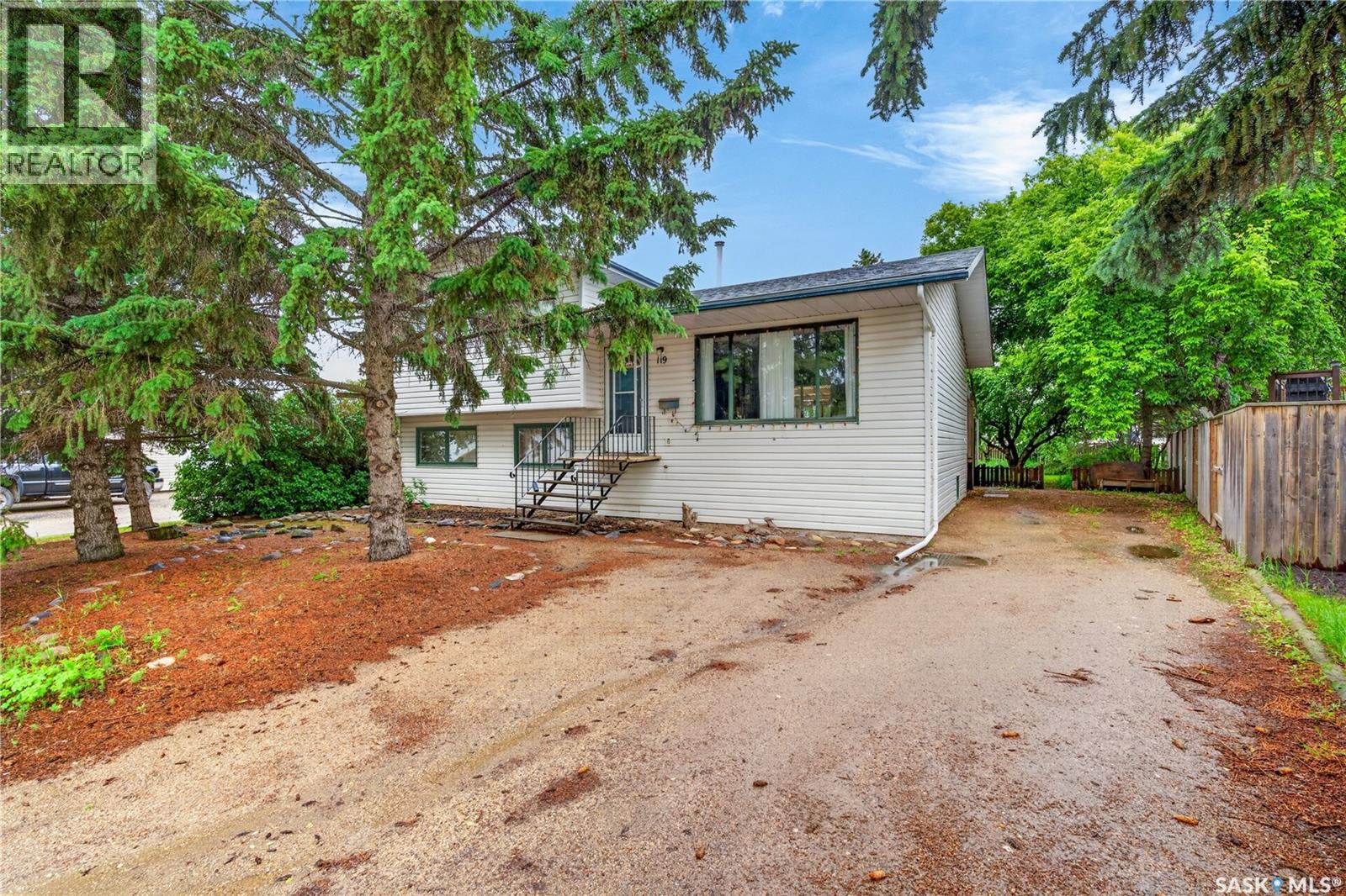 119 Skye DRIVE - 1