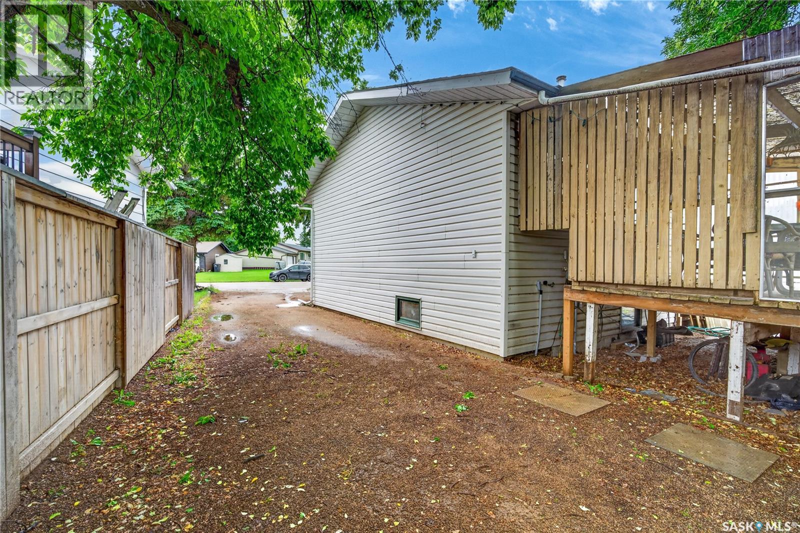 119 Skye DRIVE - 2