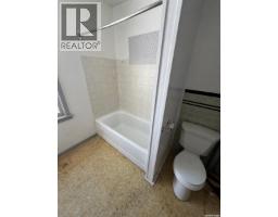 2364 Proton Avenue, Gull Lake, SK S0N1A0 Photo 15