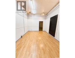 2364 Proton Avenue, Gull Lake, SK S0N1A0 Photo 6
