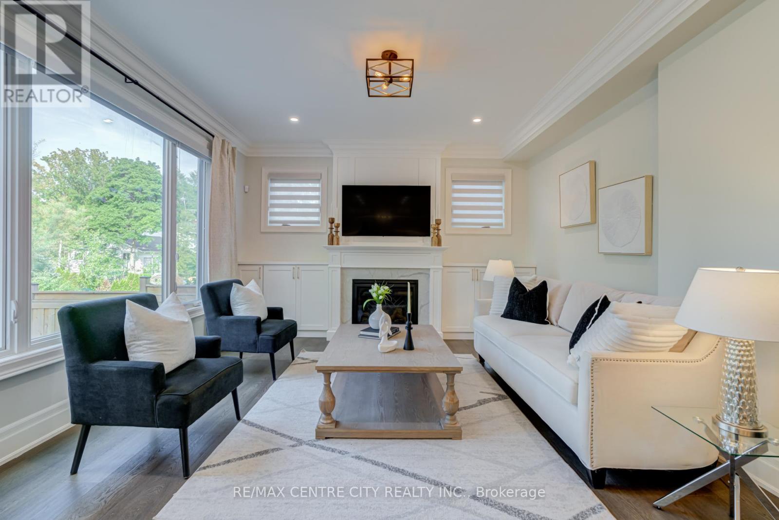 301 MARTIN STREET - 14