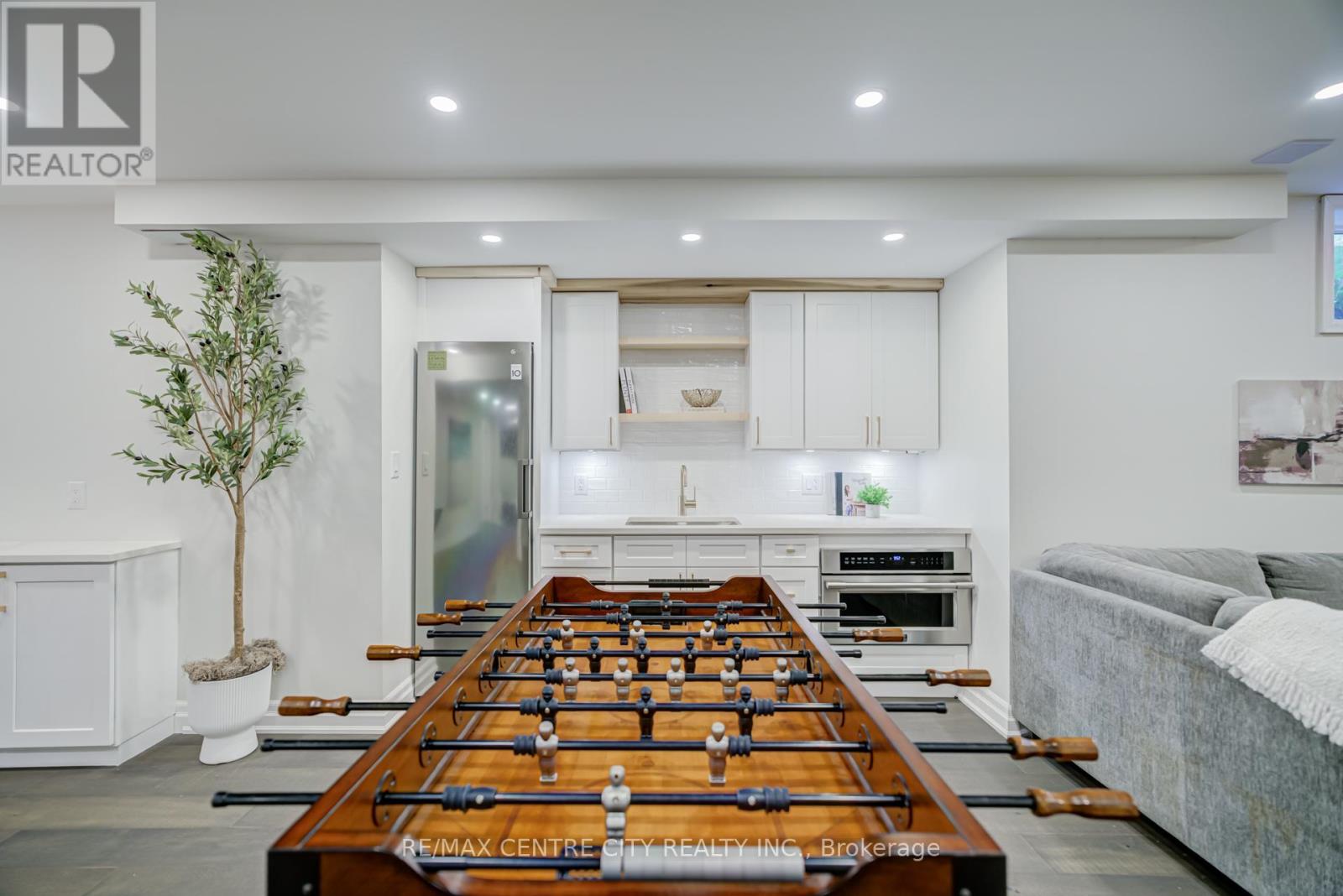 301 MARTIN STREET - 37