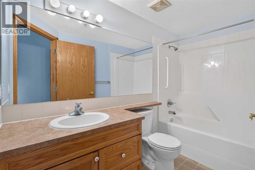 #325 728 Country Hills Road NW - 5