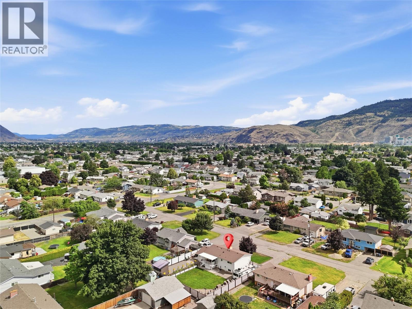 2330 ROSEWOOD Avenue - 42