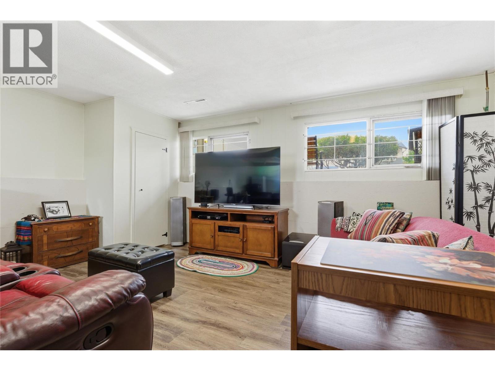 1404 30th Avenue - 34