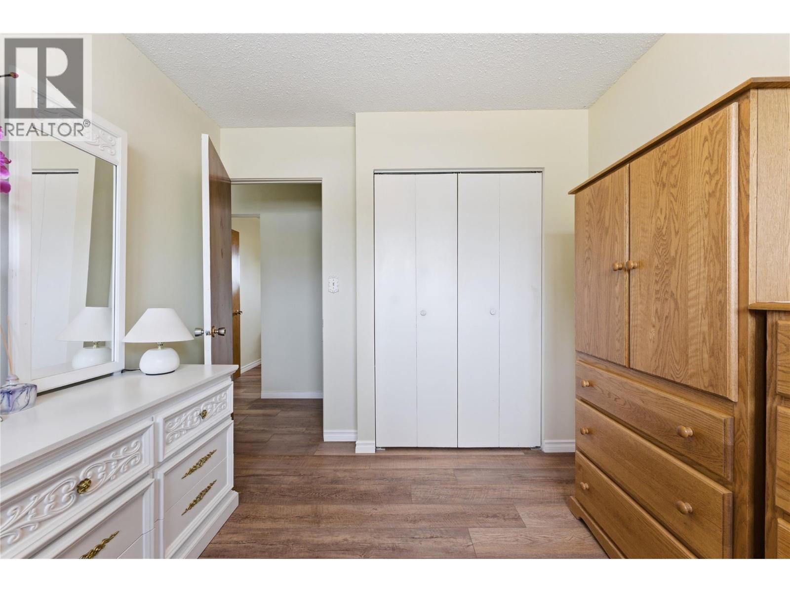 1404 30th Avenue - 19