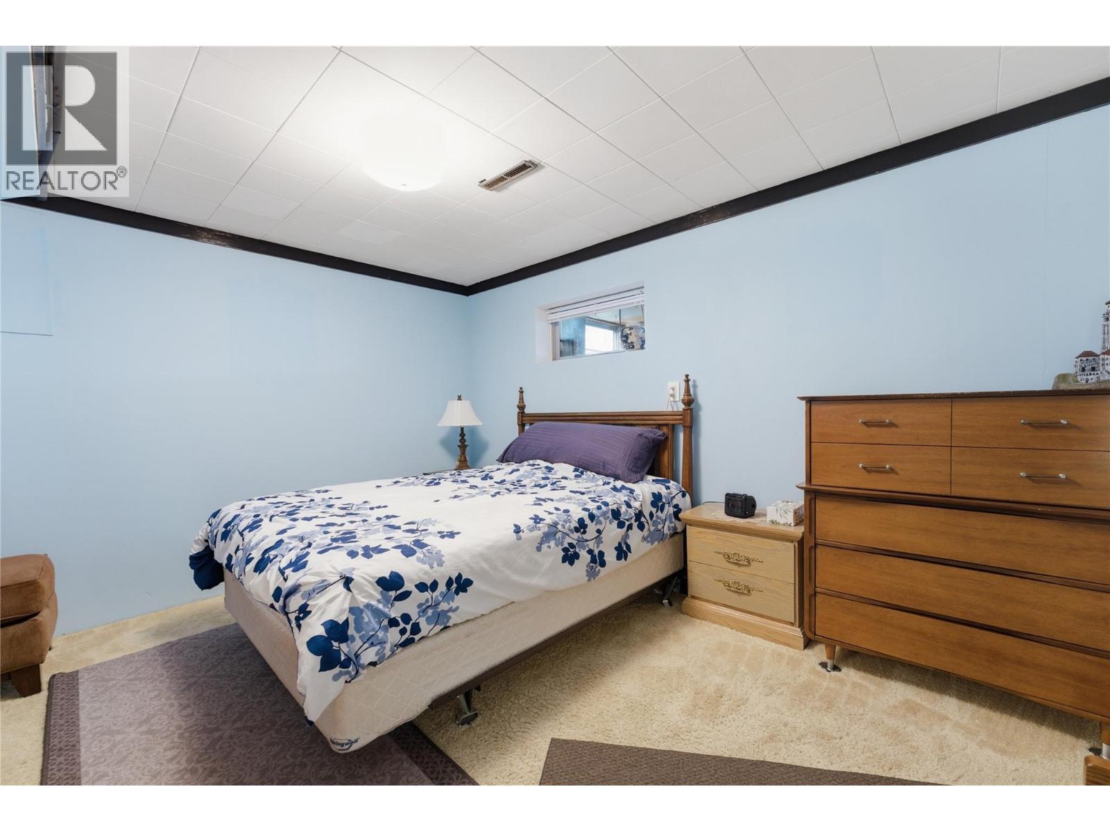 1404 30th Avenue - 30