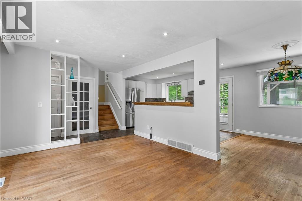 77A CREIGHTON Road - 6