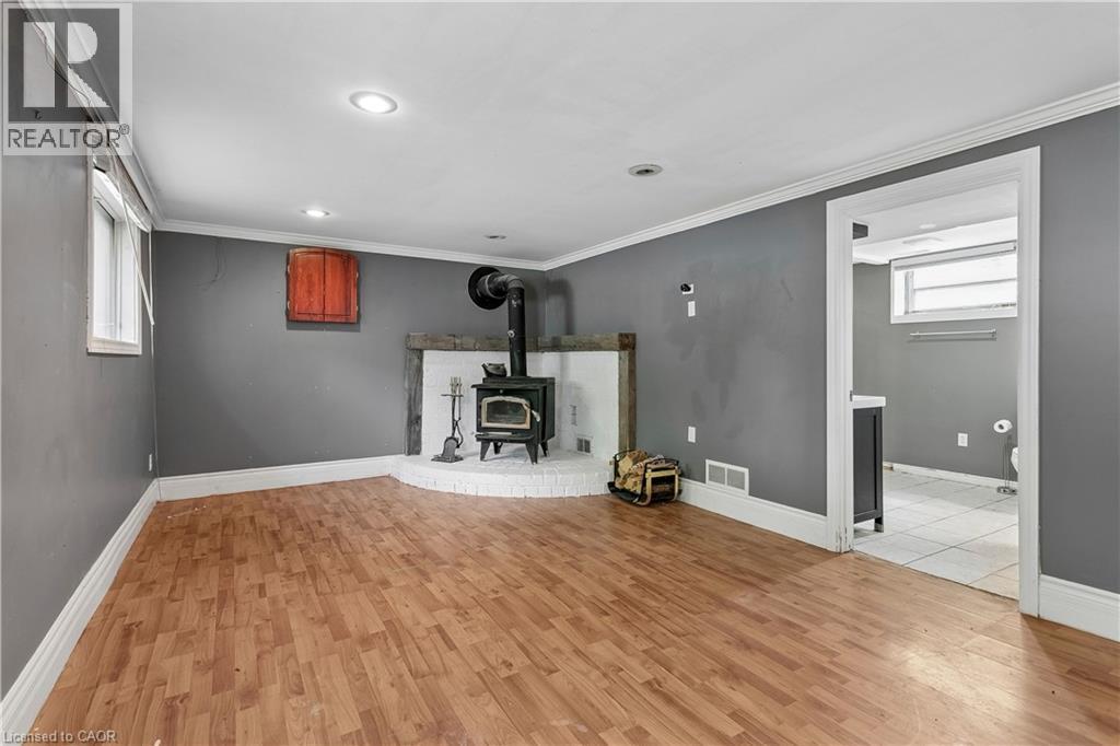 77A CREIGHTON Road - 20