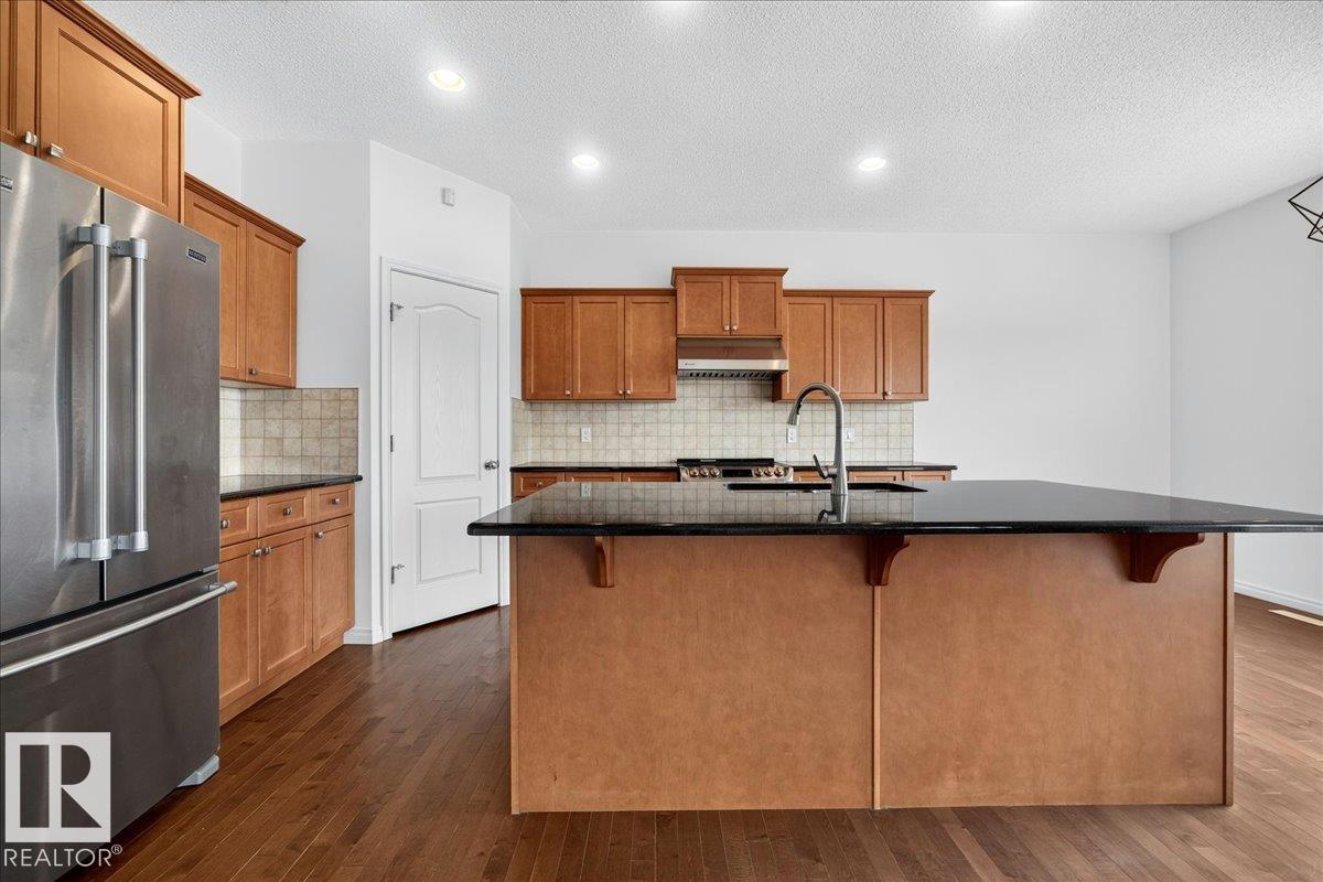 8508 218 ST NW - 15