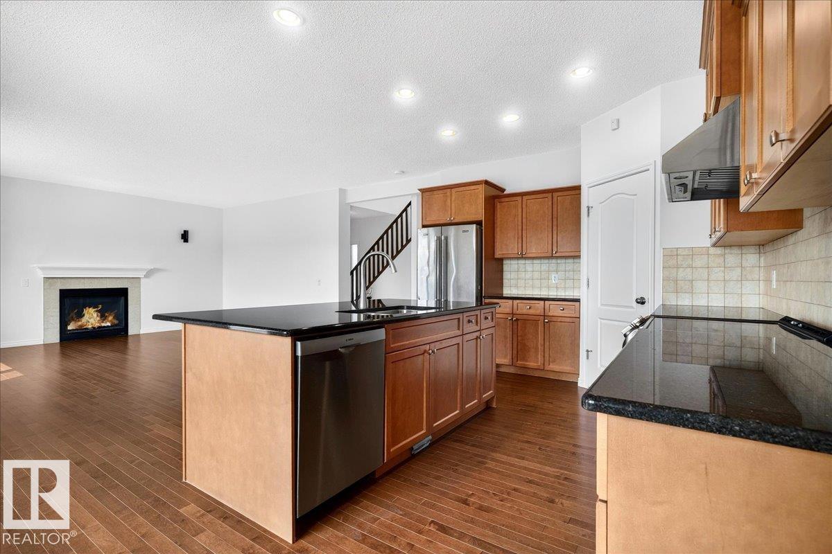 8508 218 ST NW - 16