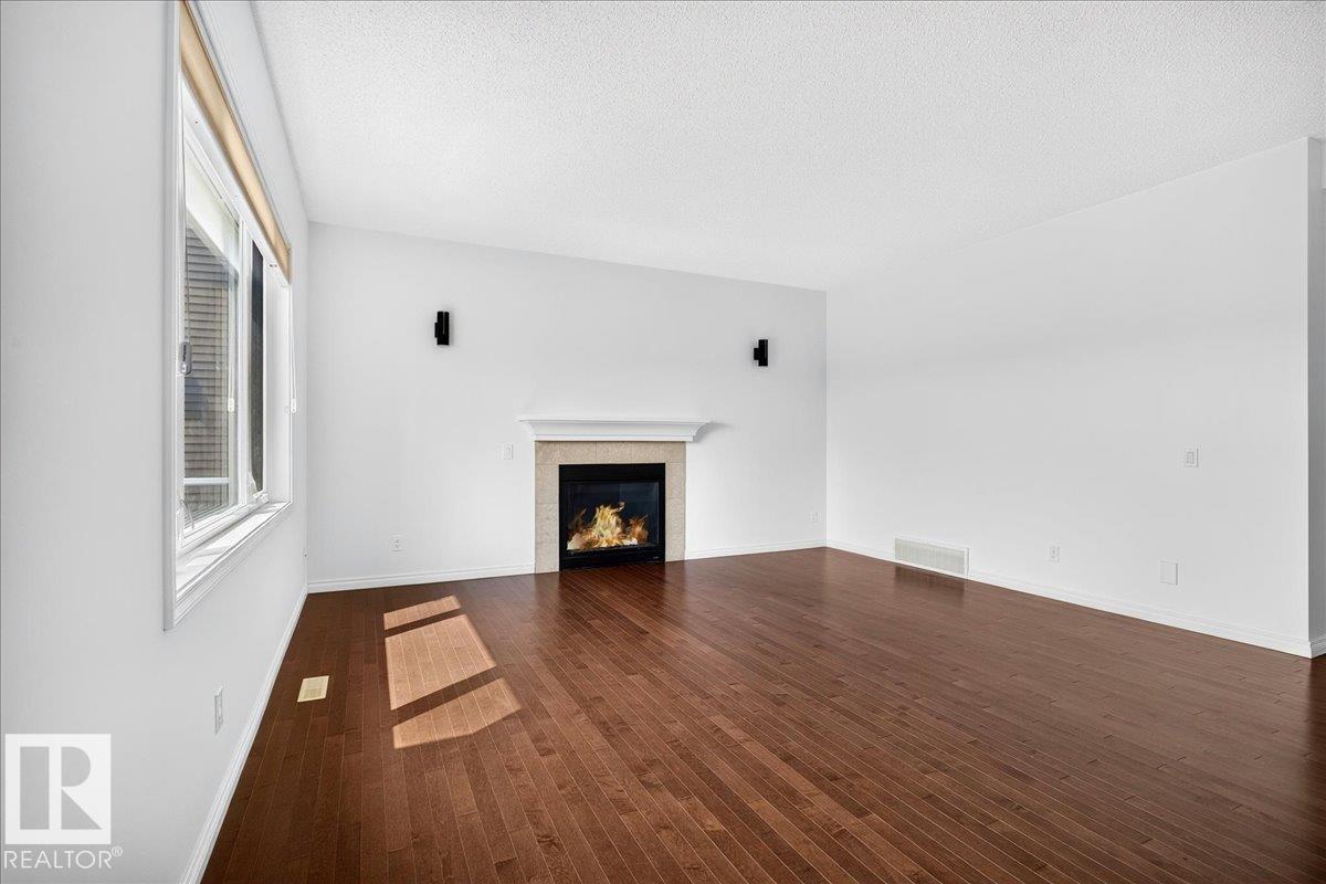 8508 218 ST NW - 18