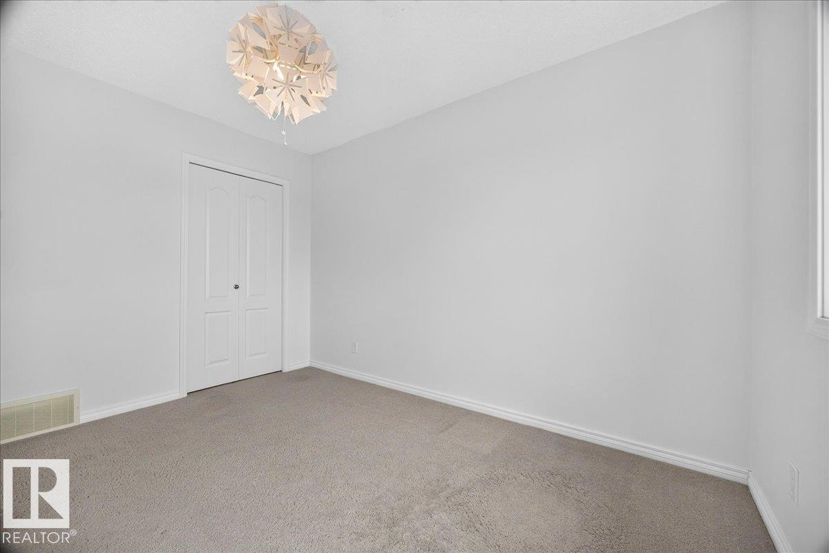 8508 218 ST NW - 31