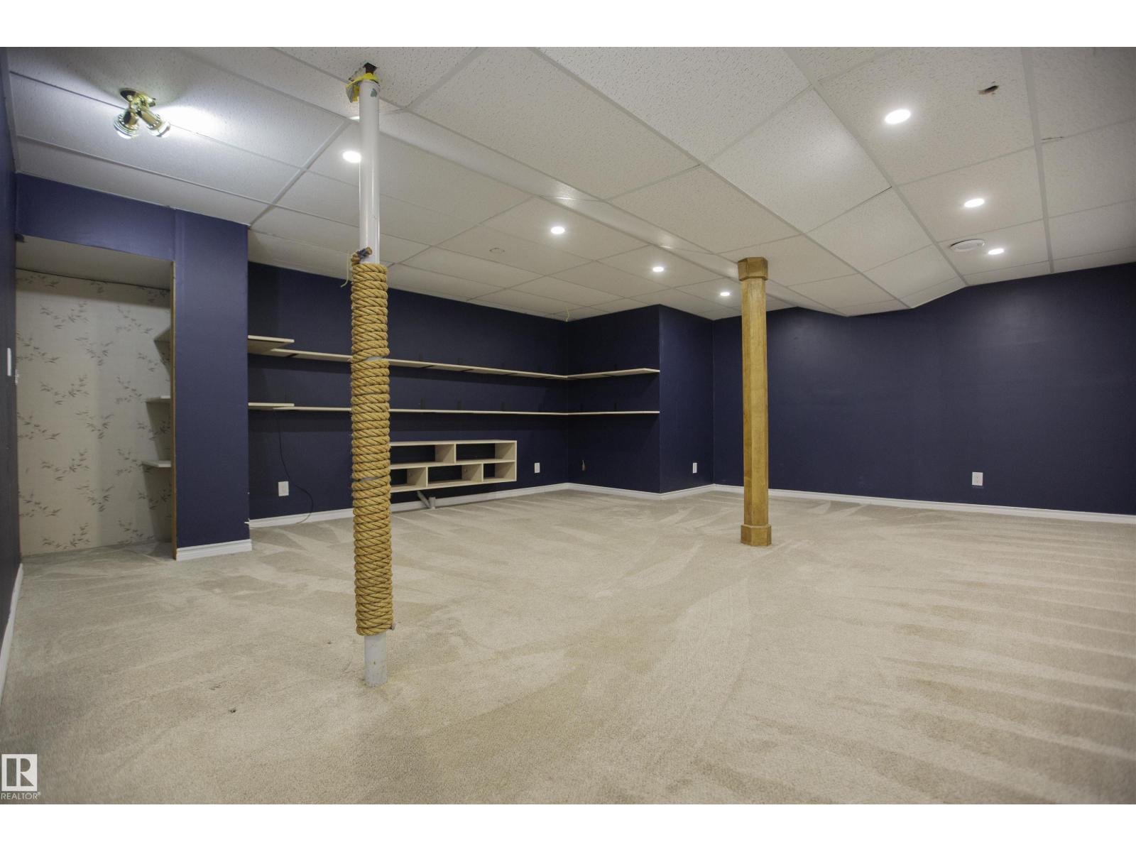 3531 46 ST NW - 19