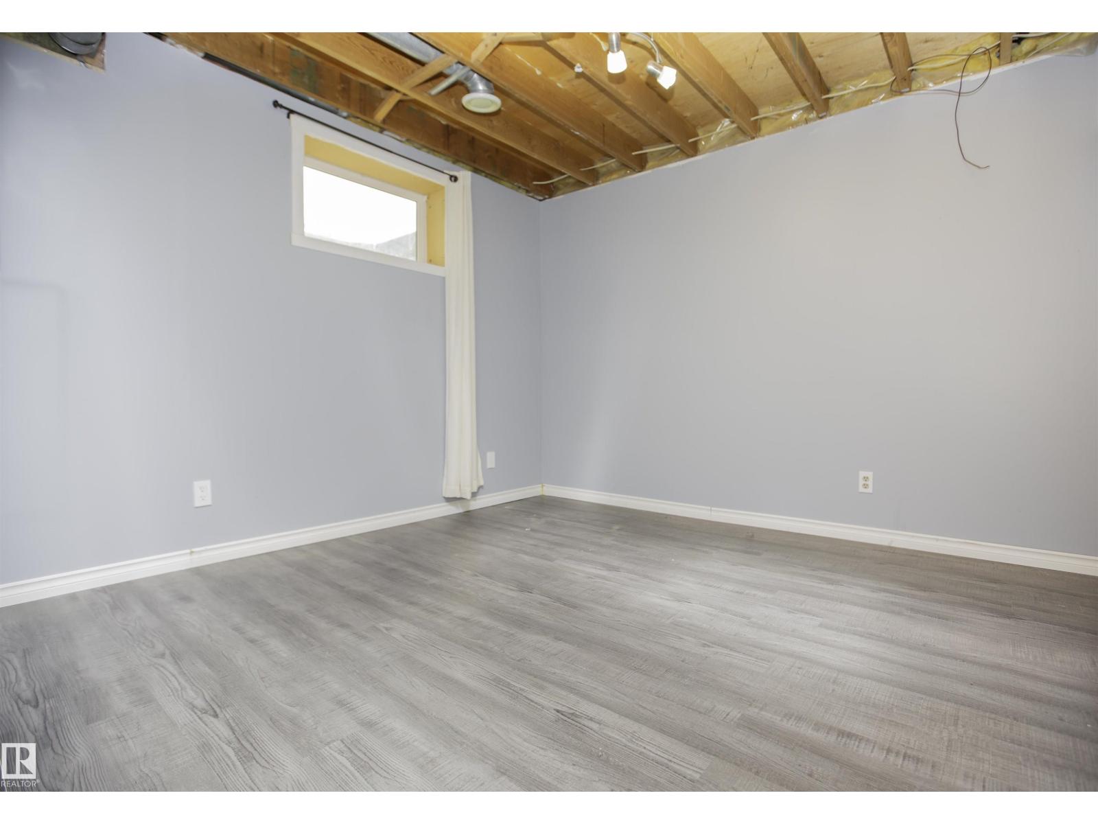 3531 46 ST NW - 25