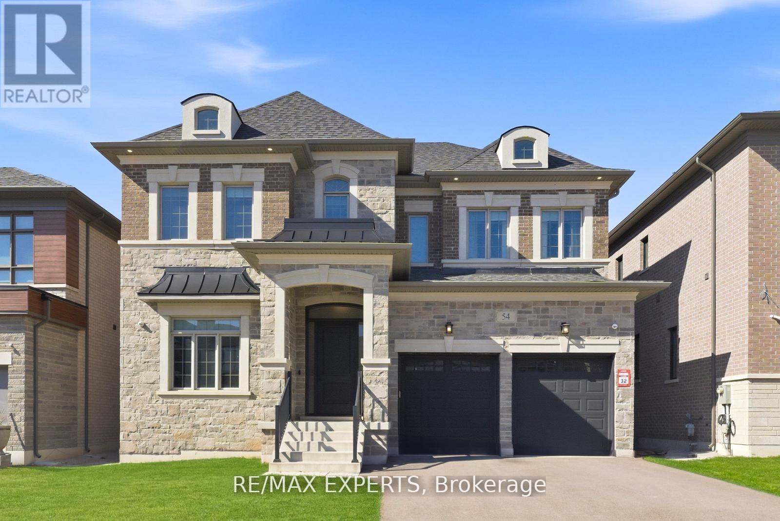54 WINTHROP CRESCENT - 47