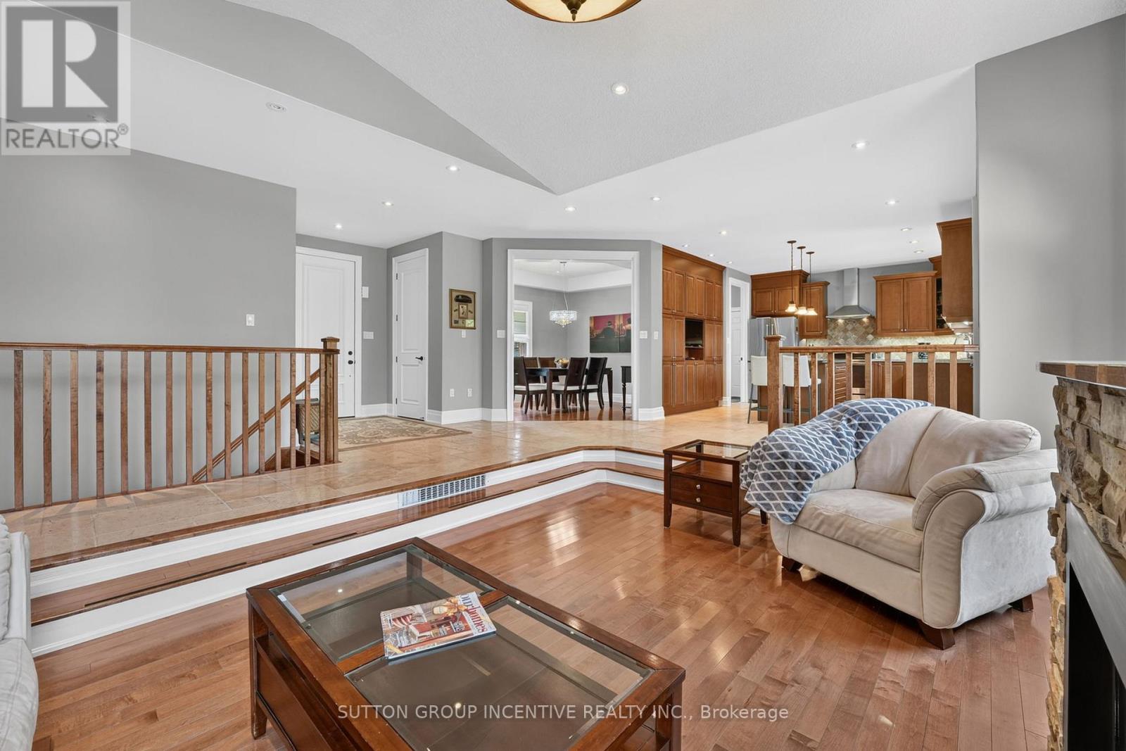 1 GALRICH COURT - 19