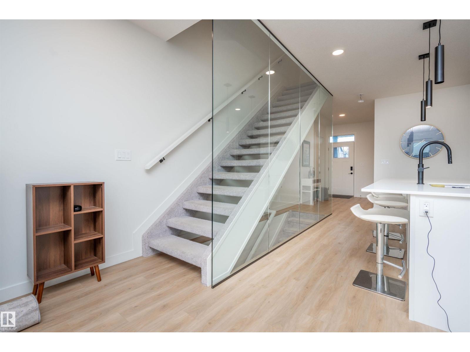 1091 EATON RD NW - 22