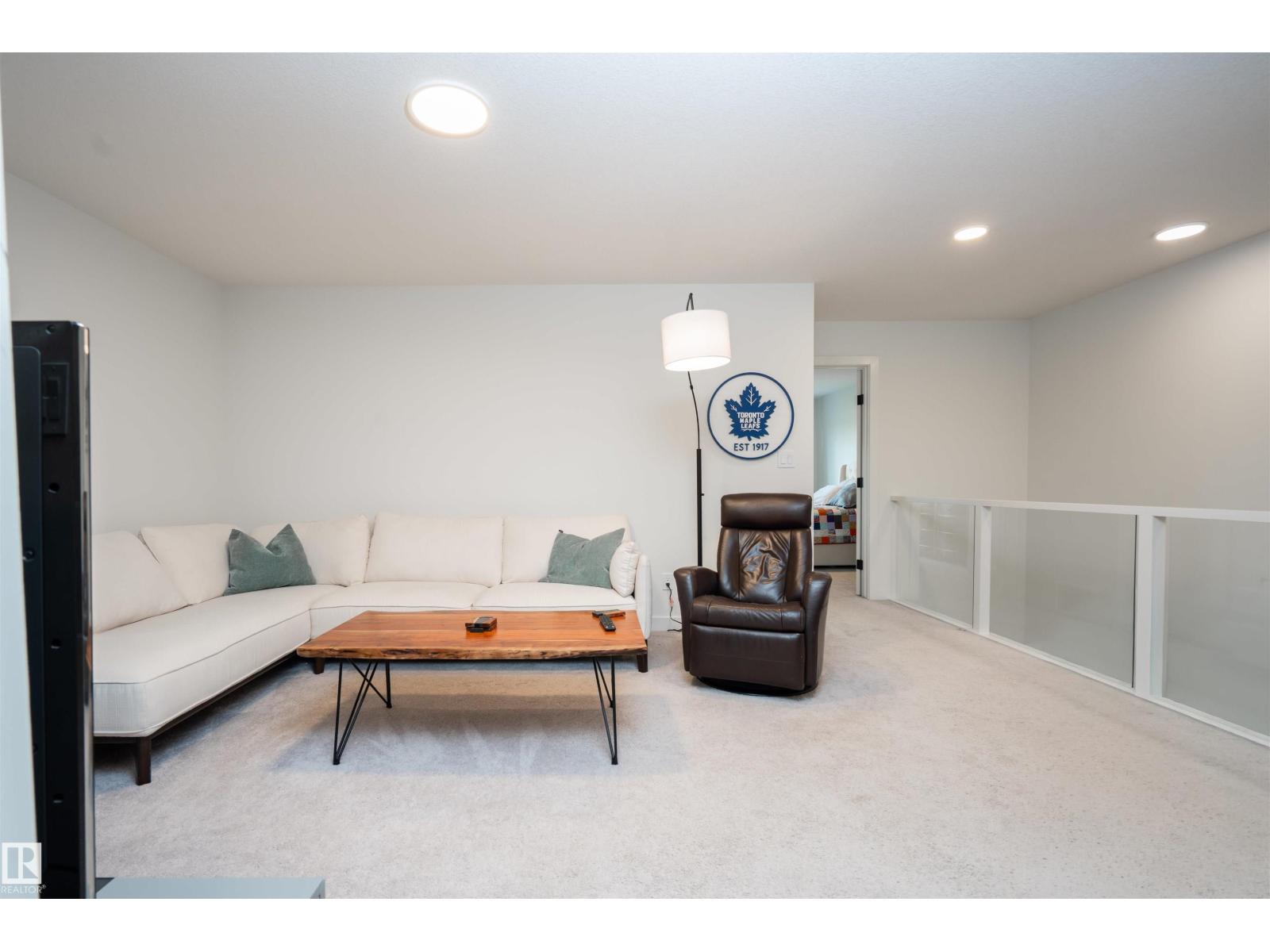 1091 EATON RD NW - 26