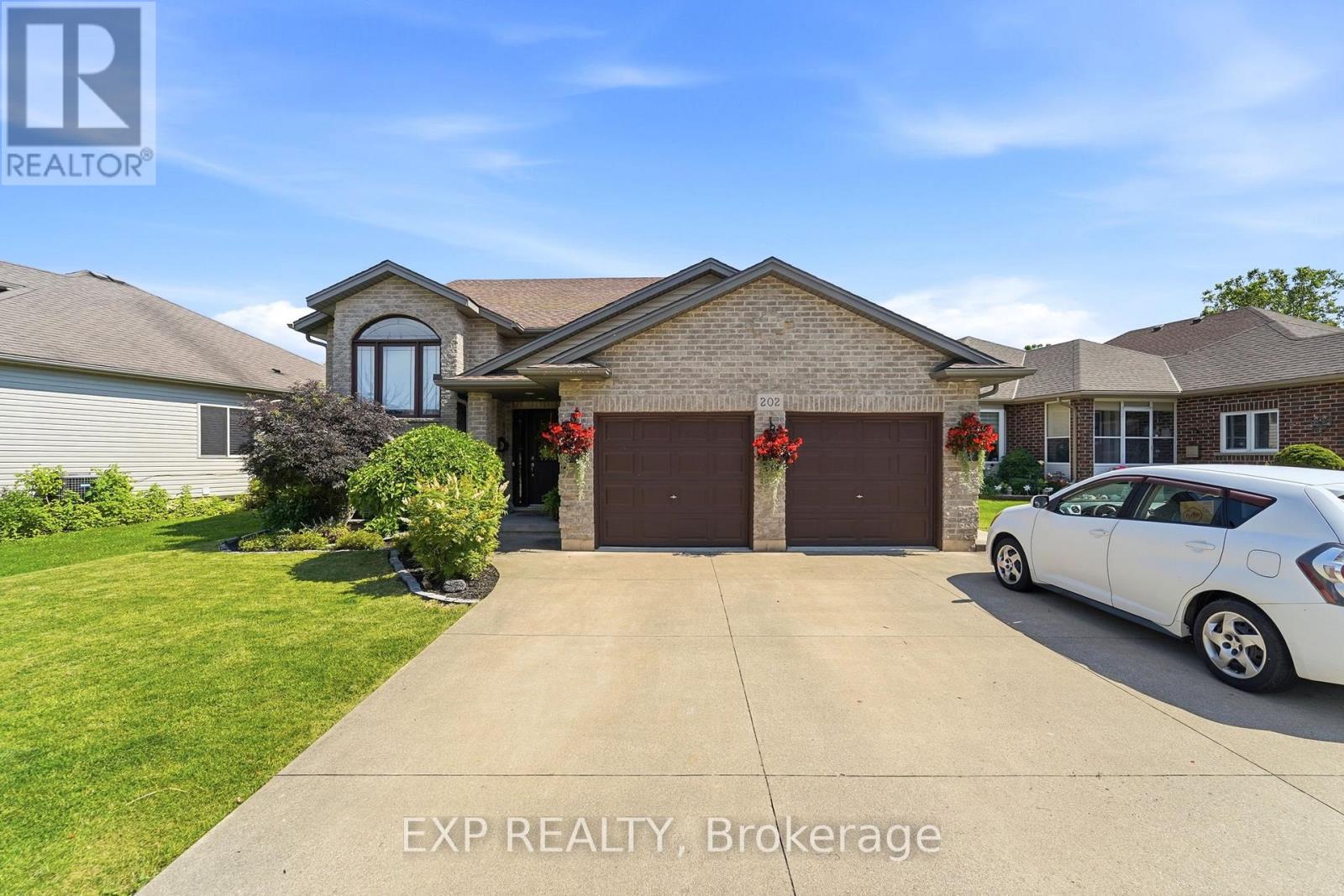202 WELLBROOK BOULEVARD - 1