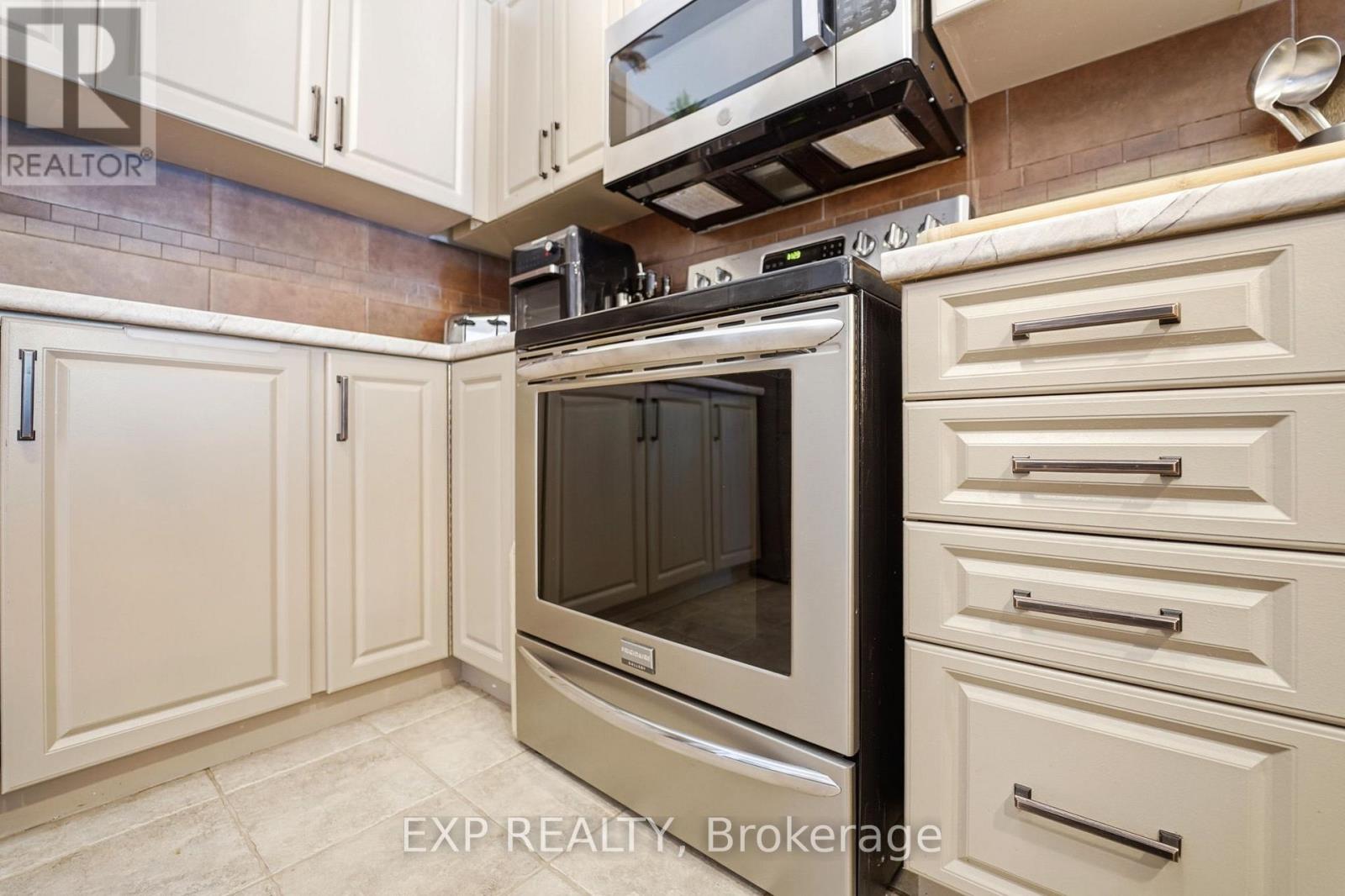 202 WELLBROOK BOULEVARD - 14