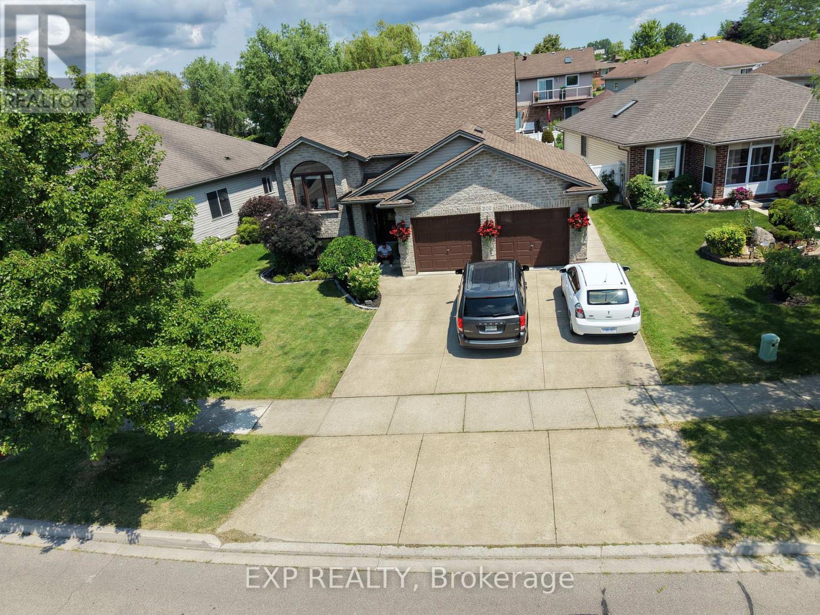 202 WELLBROOK BOULEVARD - 43