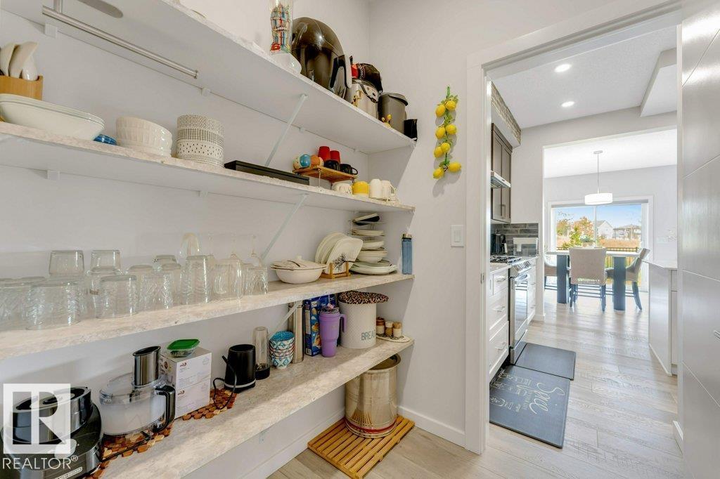3111 9 ST NW - 11