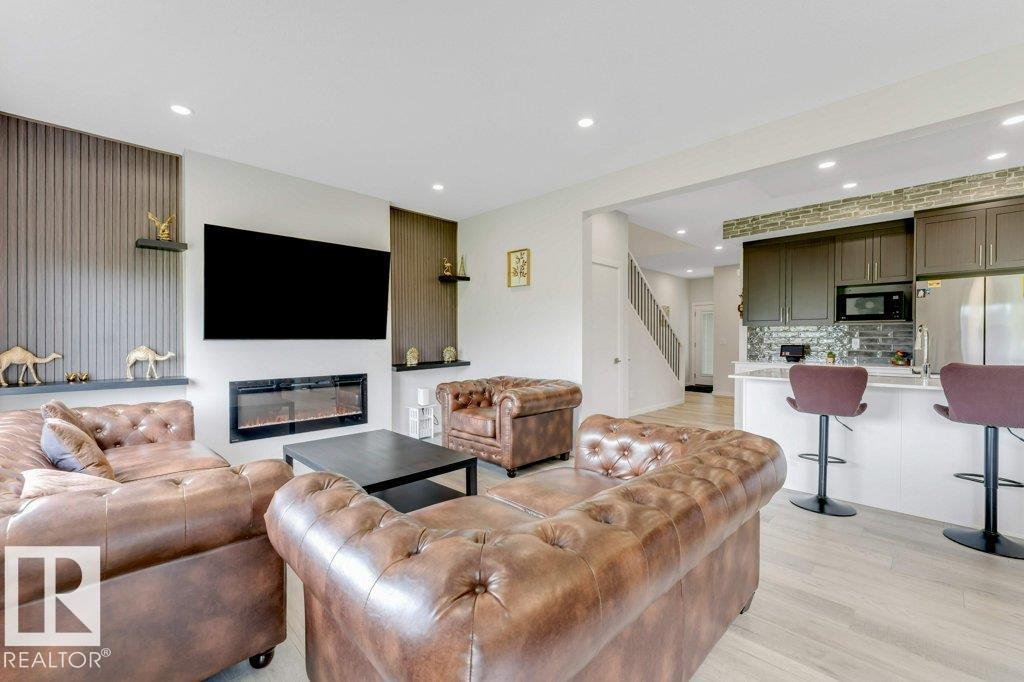 3111 9 ST NW - 16