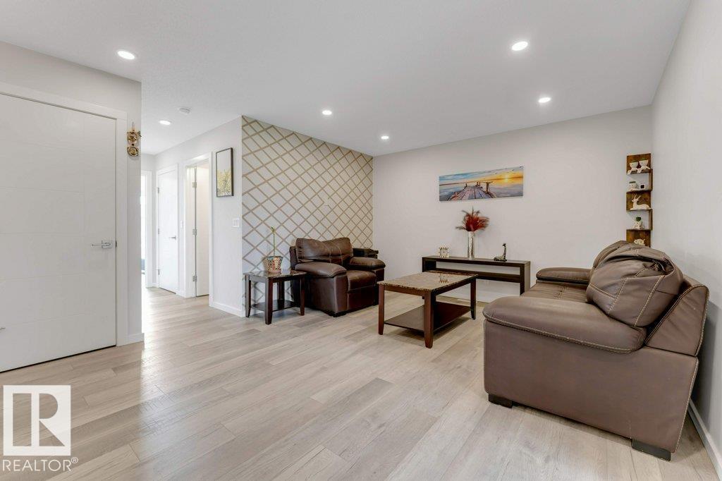 3111 9 ST NW - 21