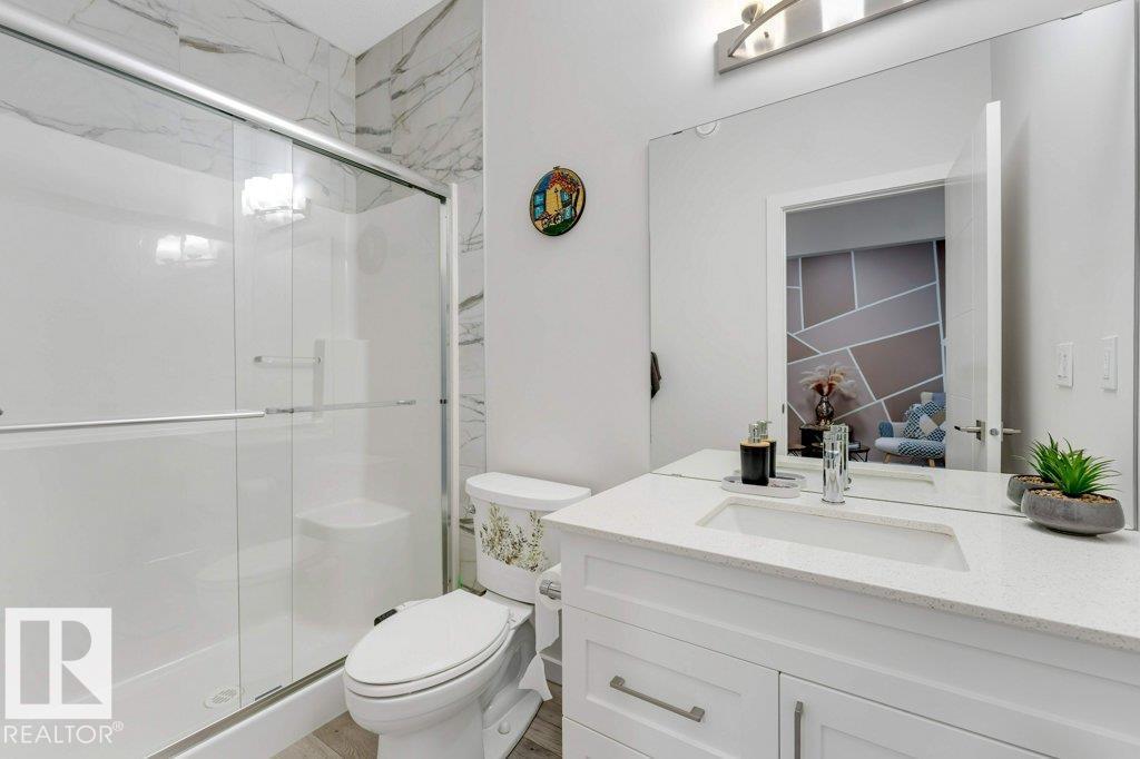 3111 9 ST NW - 32