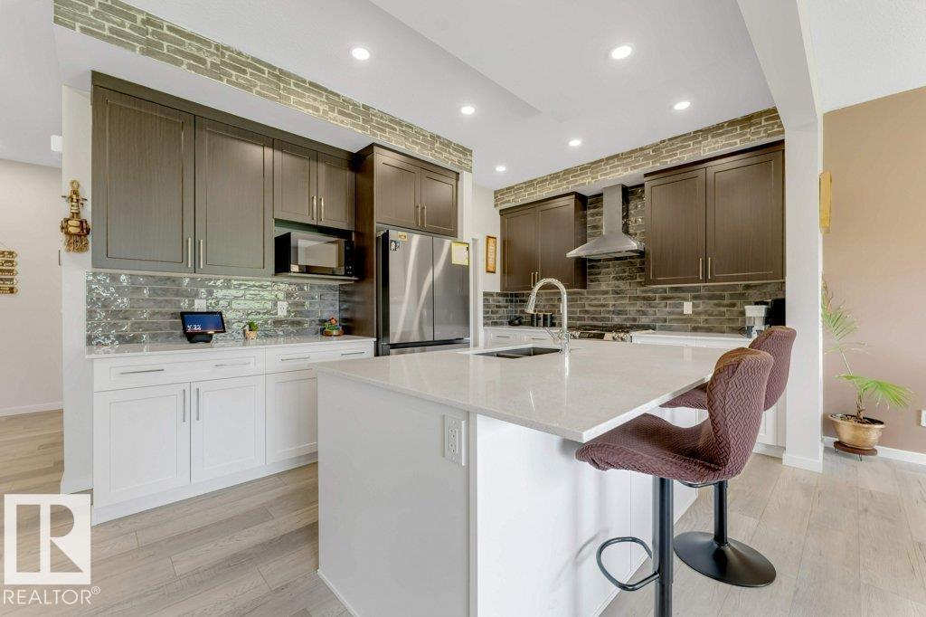 3111 9 ST NW - 8