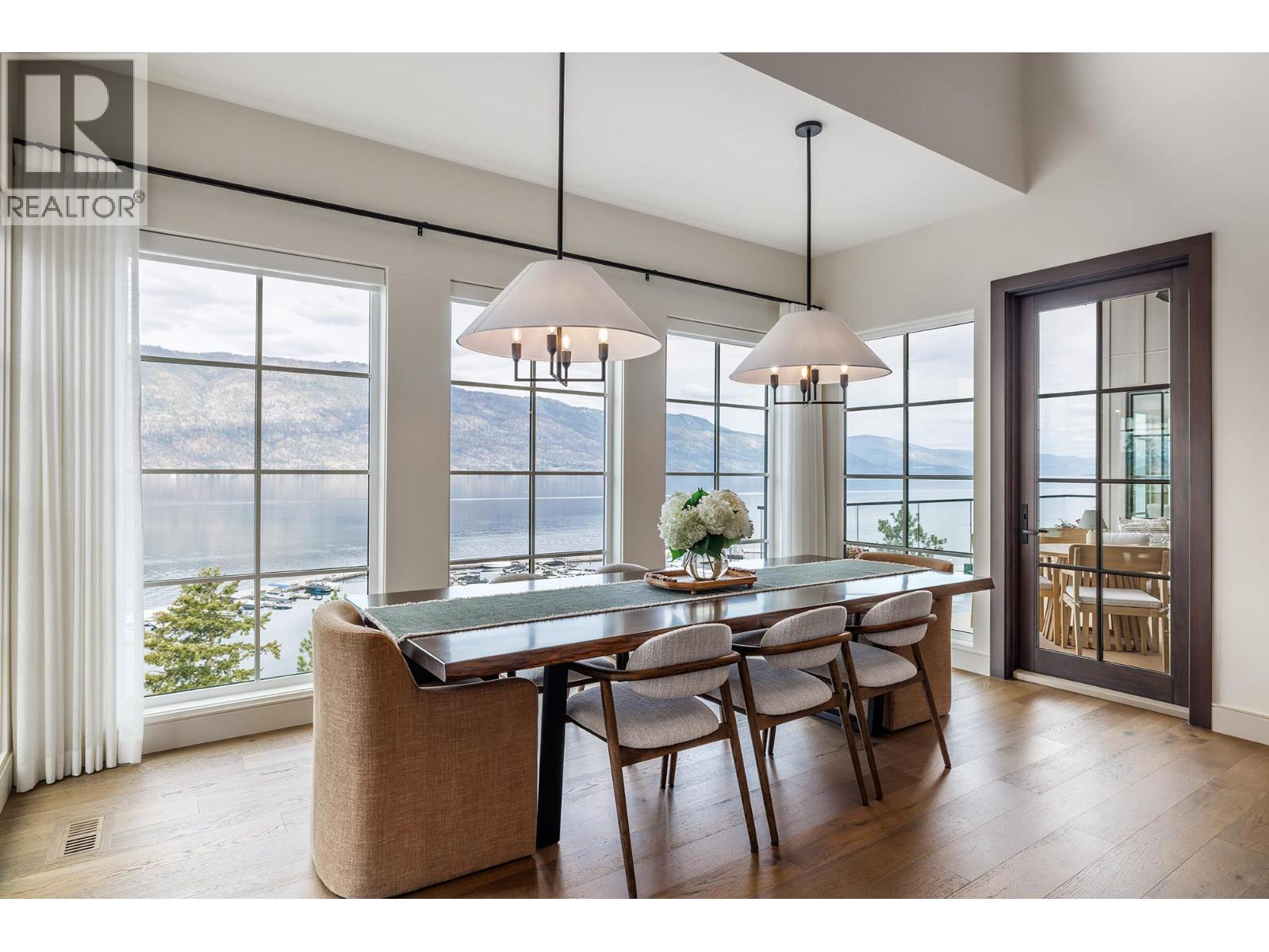 3448 Arrowroot Drive, Kelowna