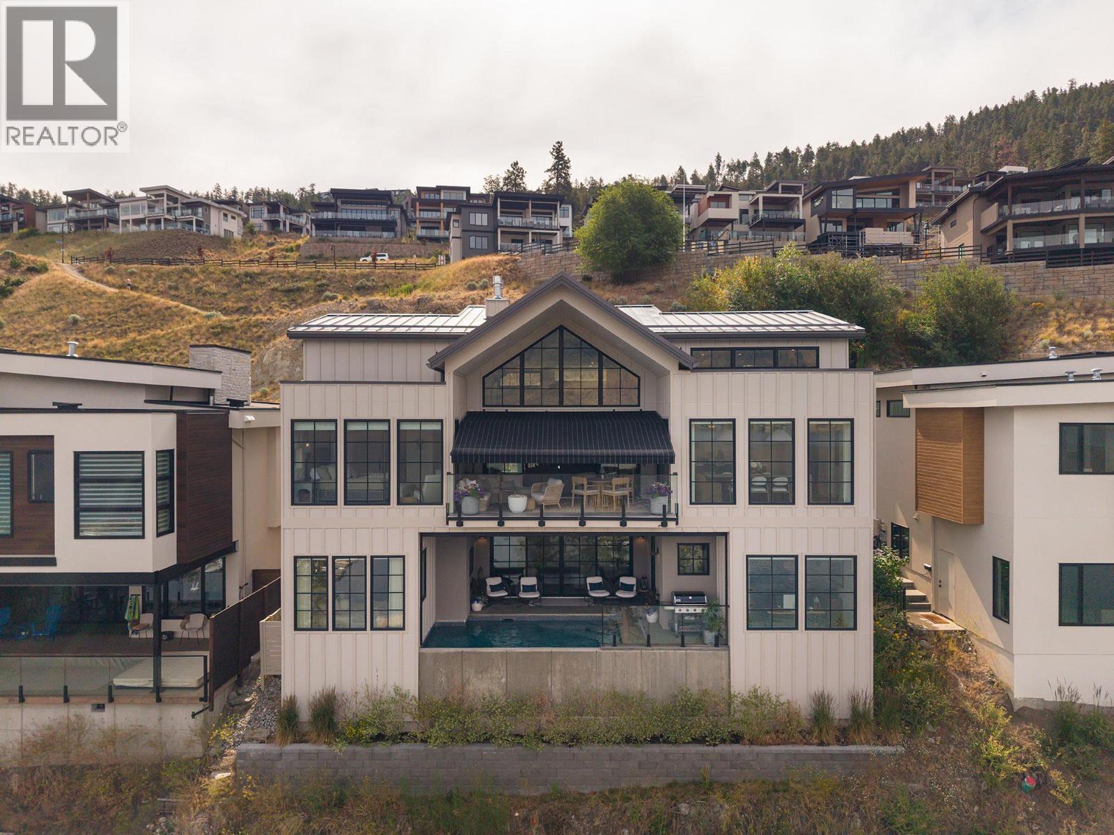 3448 Arrowroot Drive, Kelowna