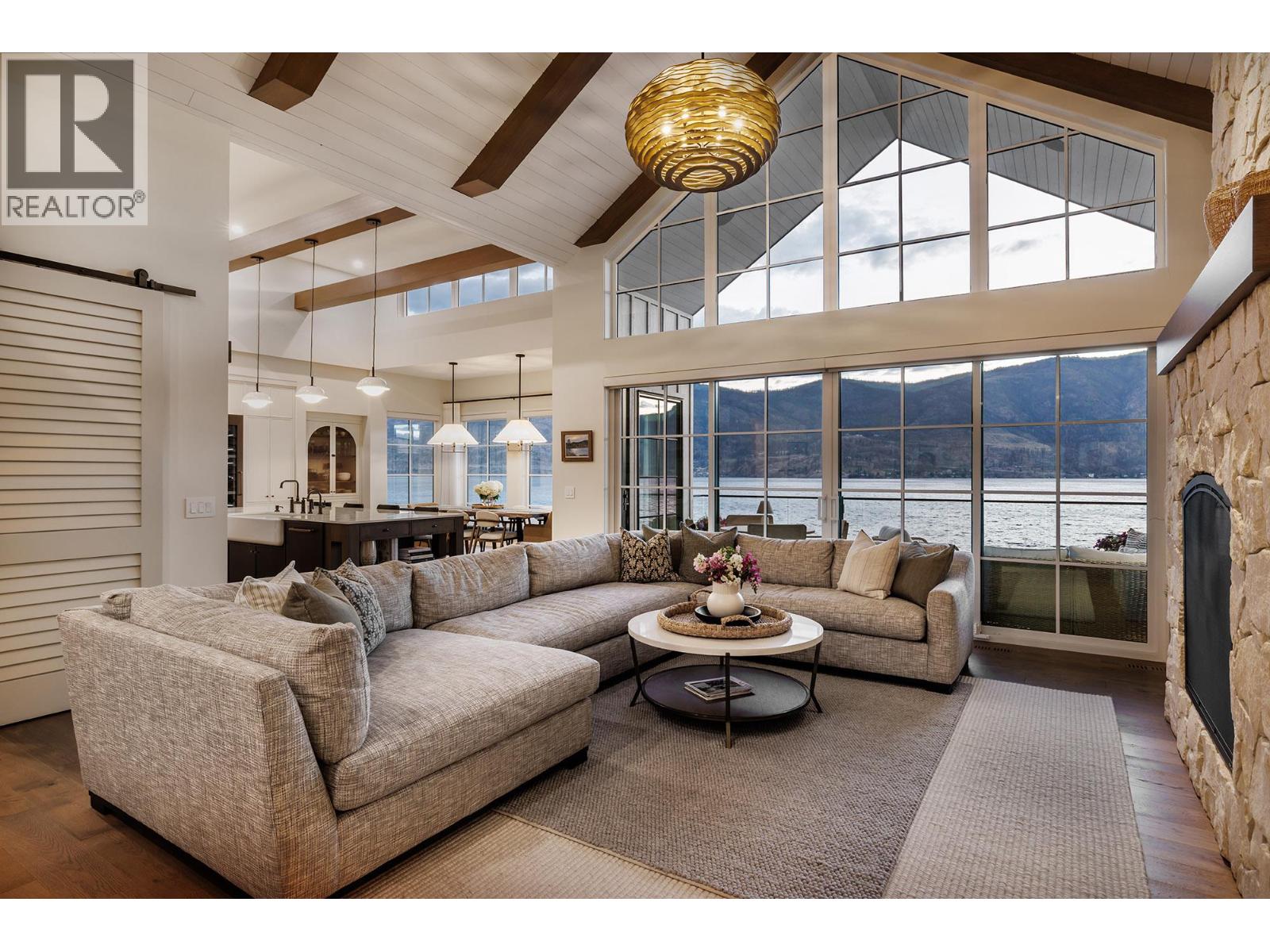 3448 Arrowroot Drive, Kelowna