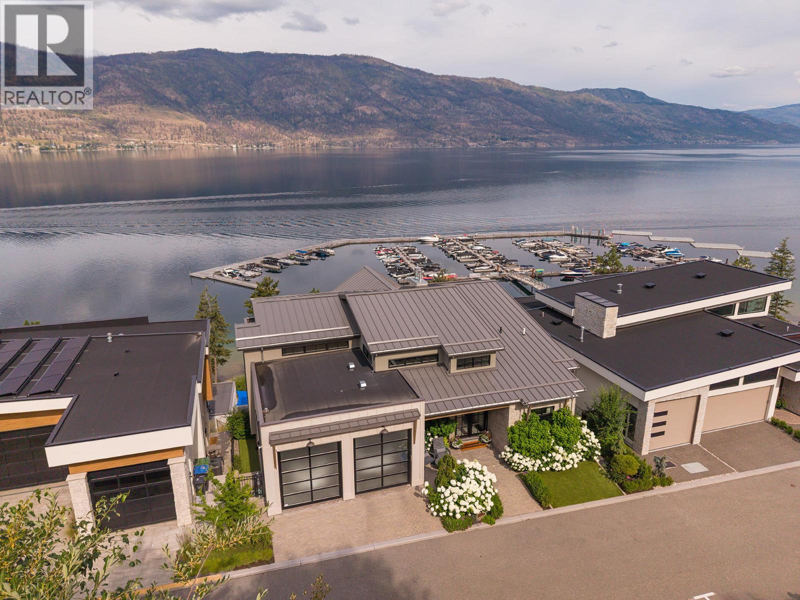 3448 Arrowroot Drive, Kelowna