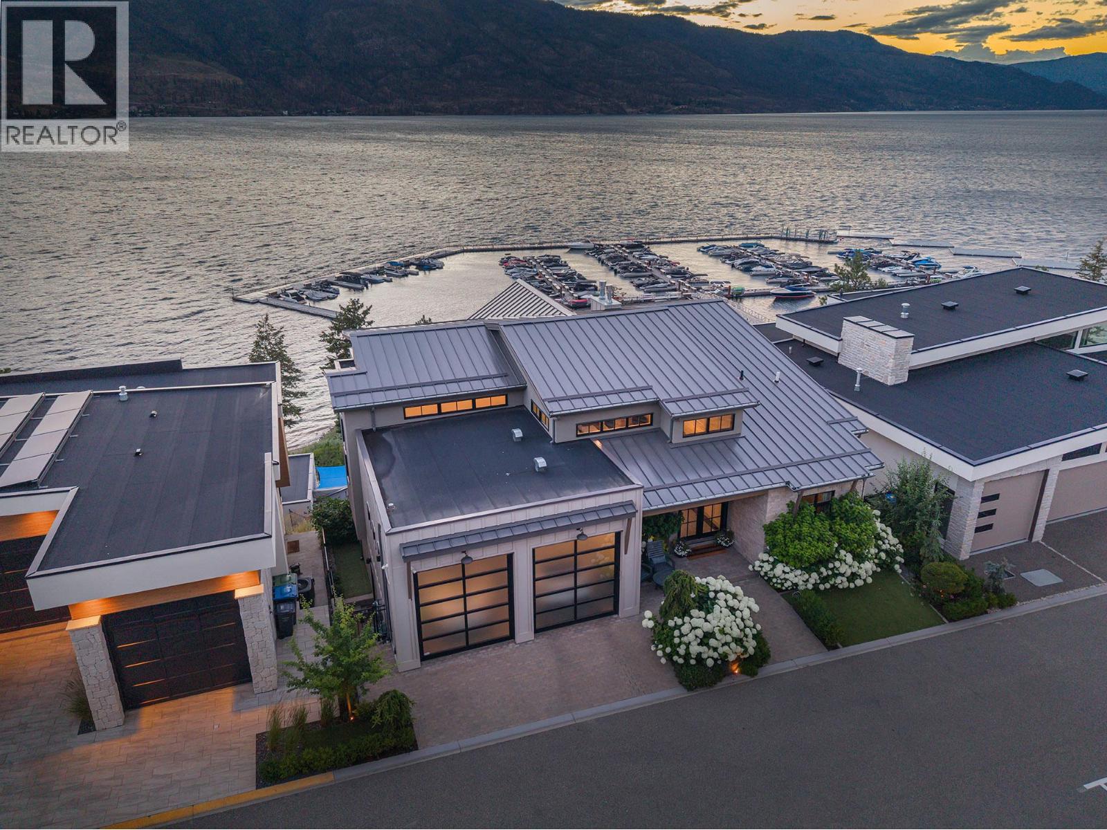 3448 Arrowroot Drive, Kelowna