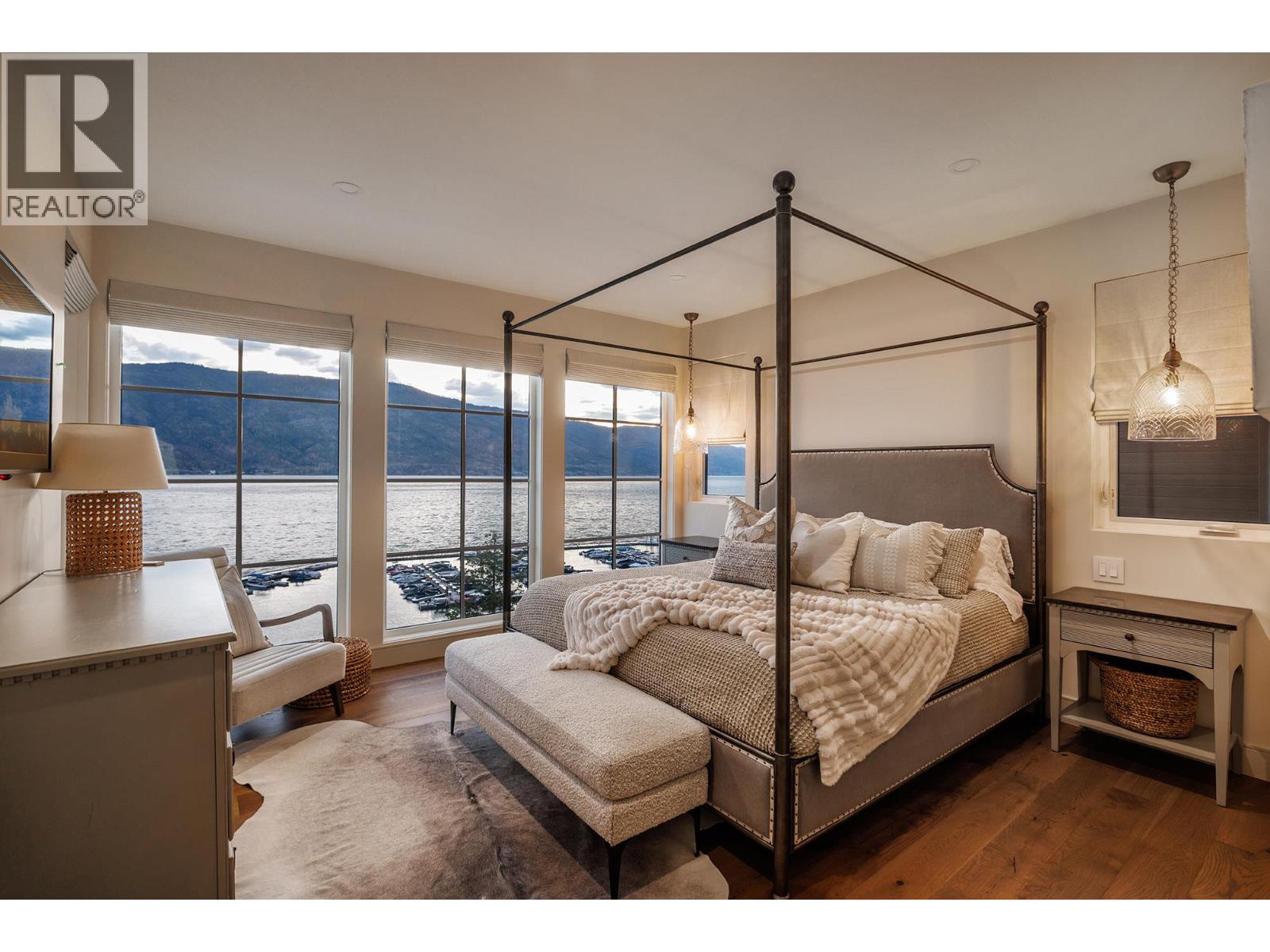 3448 Arrowroot Drive, Kelowna