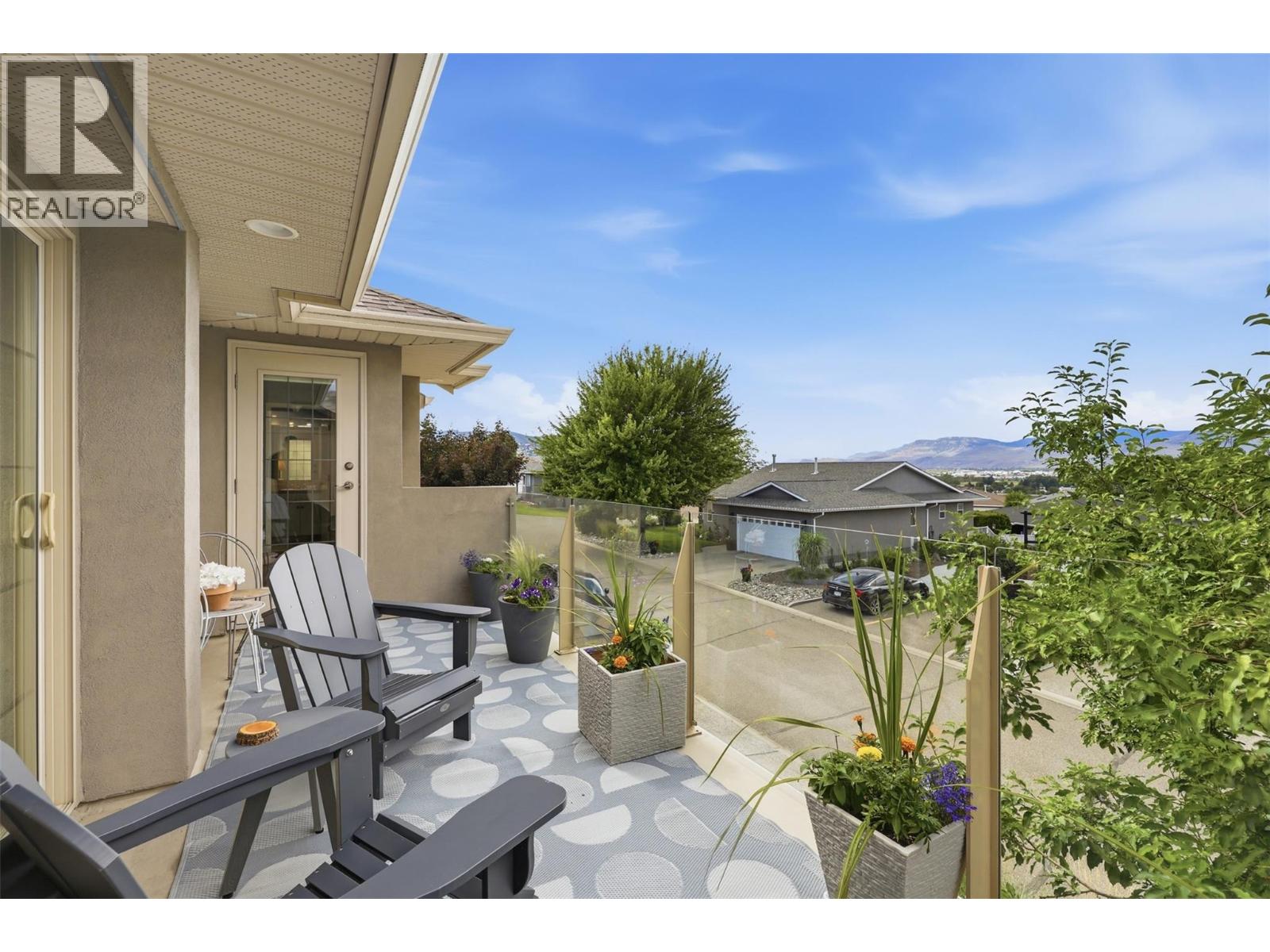 #25 1651 VALLEYVIEW Drive - 11